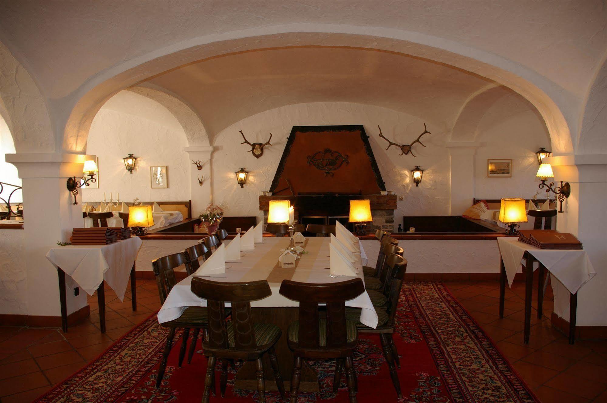Landgasthof Goldener Pflug Frasdorf Luaran gambar